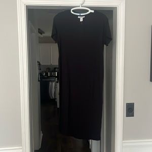 Black maternity dress